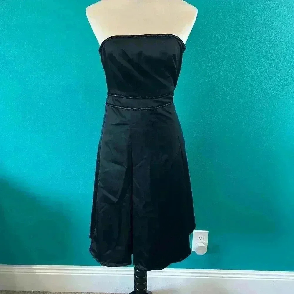 The Limited Black Strapless Fit And Flare Dress Cocktail Holiday Size 0